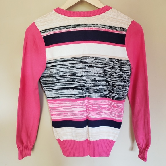 Divided by H&M Knit V-Neck Button Up Cardigan - Picture 4 of 7